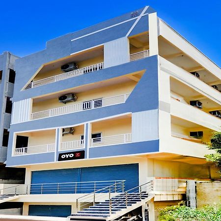 Hotel O Gk Grand Bibinagar Ngoại thất bức ảnh