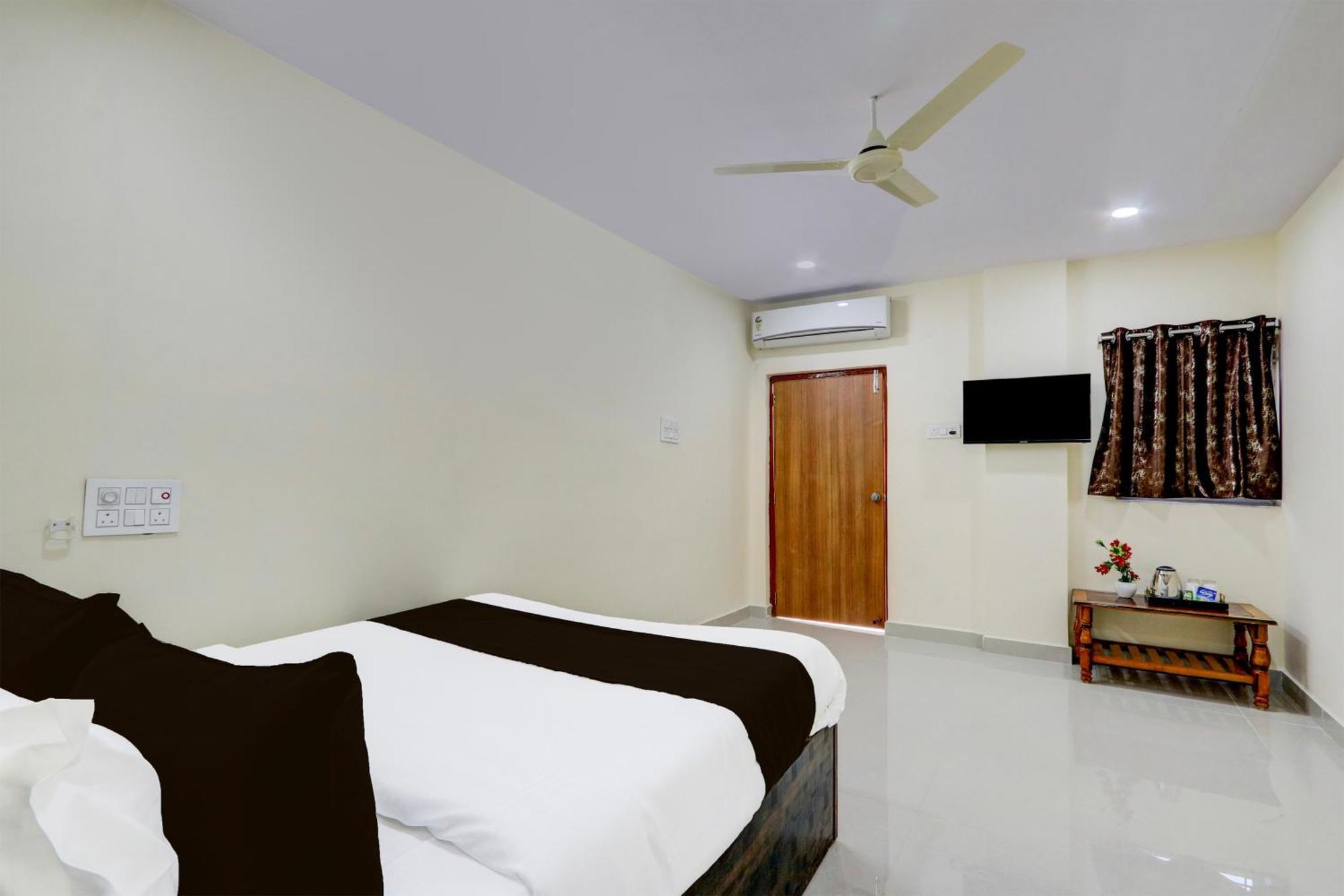 Hotel O Gk Grand Bibinagar Ngoại thất bức ảnh
